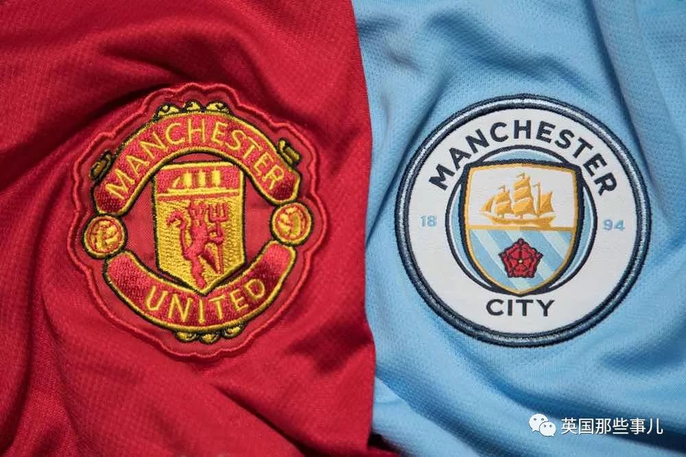 「vlog」登上球队大巴，被几万球迷包围，曼城四冠王夺冠巡游简直不能更嗨！