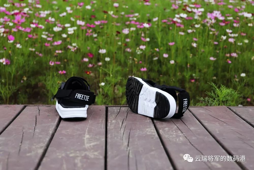 走出自己的品味——FREETIE两穿休闲凉鞋体验