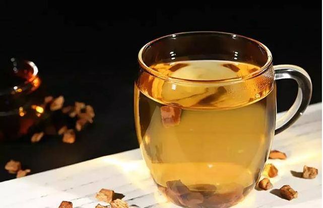 女孩每天放屁数十次确诊肠癌,女子放屁肠癌