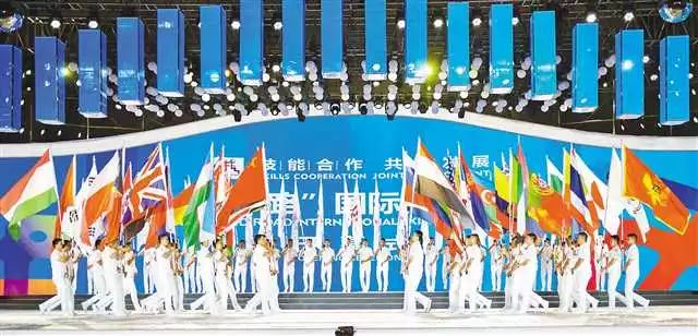 “一带一路”国际技能大赛今晚开幕看看选手有哪些独门绝技