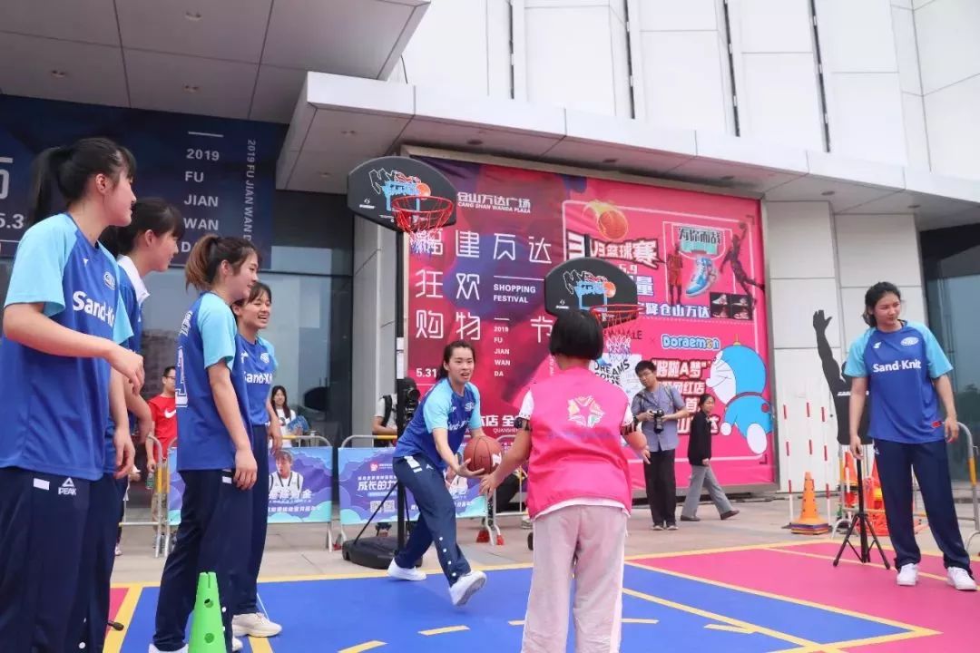 瓒呯噧濂崇姣旇禌,瓒呯噧濂崇