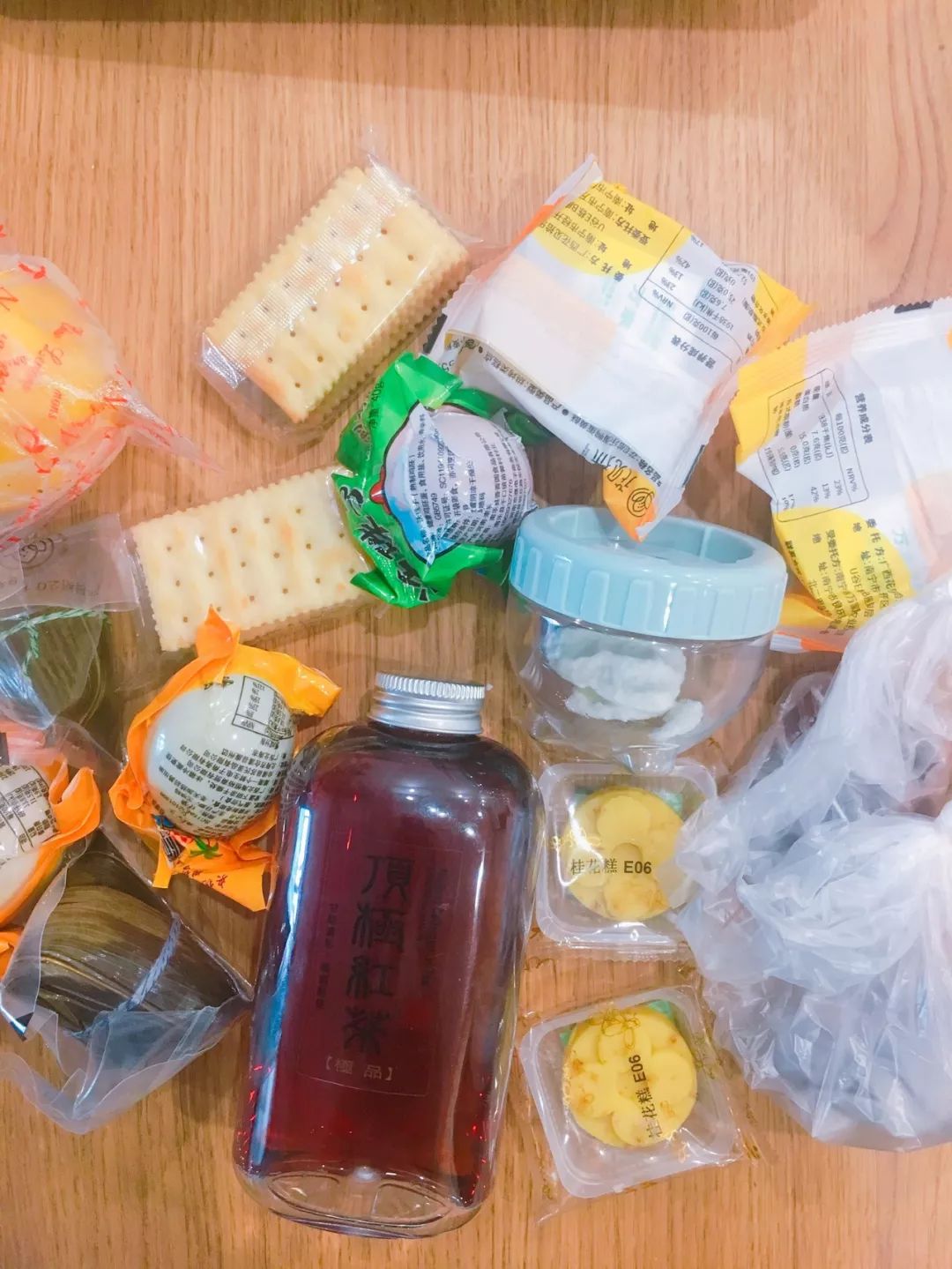 吴昕将钟汉良送的礼物卖了,吴昕闲鱼卖二手物品