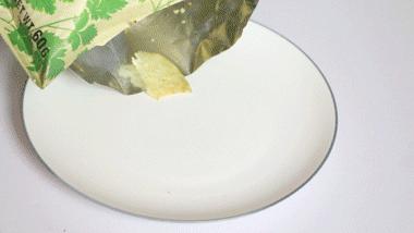 绝交！六一节竟然送我香菜薯片、虫子和卫生巾？