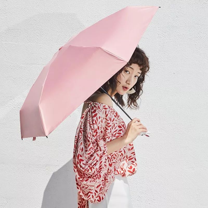 不惧台风的雨伞,无惧风雨的摩托车雨衣