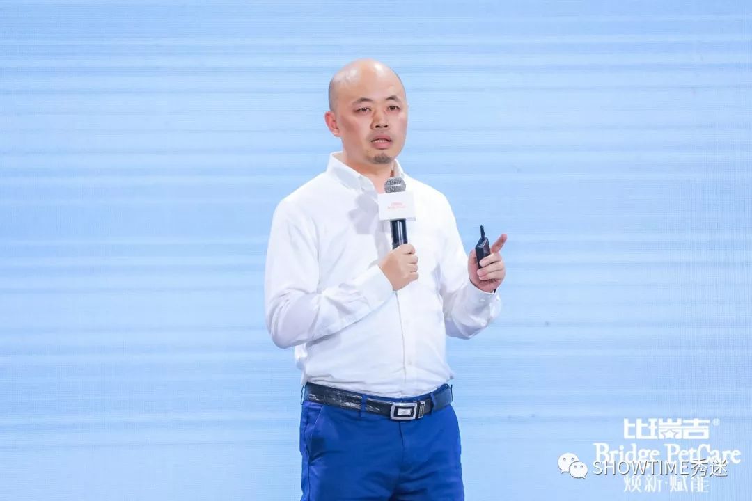 比瑞吉嘉年华欢乐翻天,比瑞吉猫粮冻干盛宴