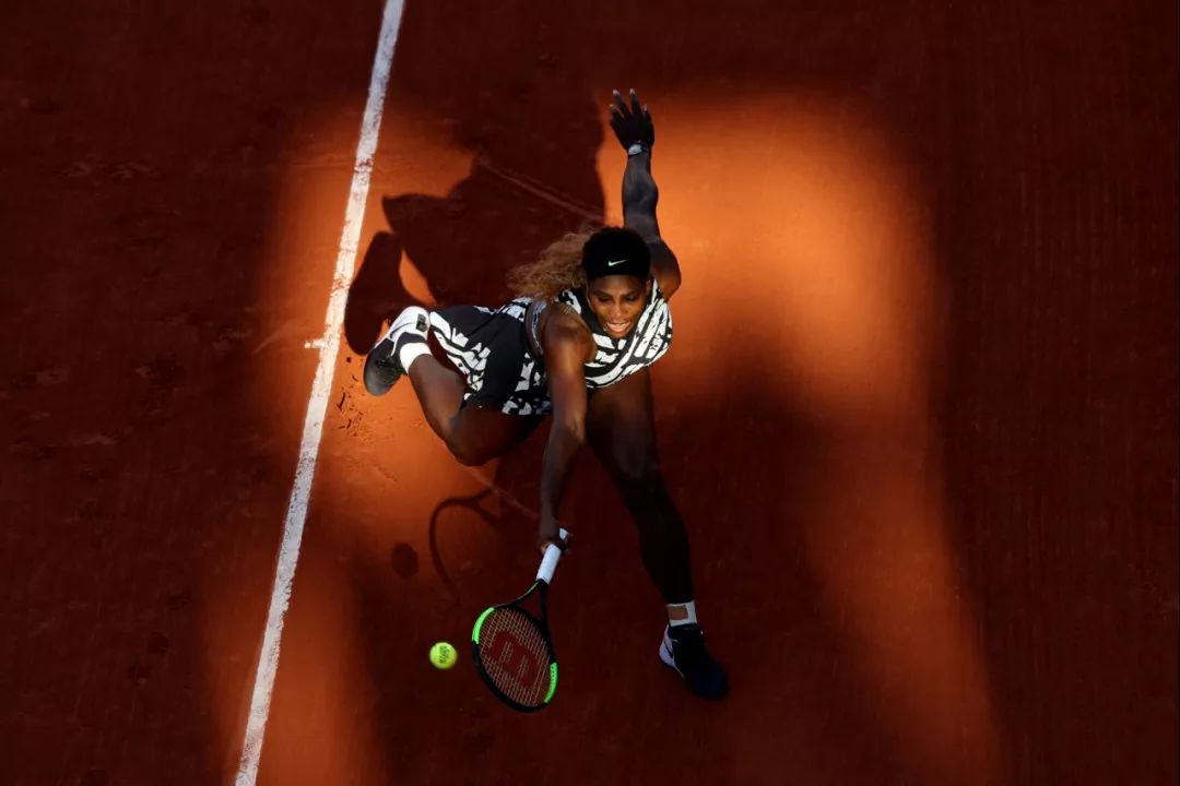 洗马桶也能洗成女富豪？她们的财富不止靠美貌和名气获得