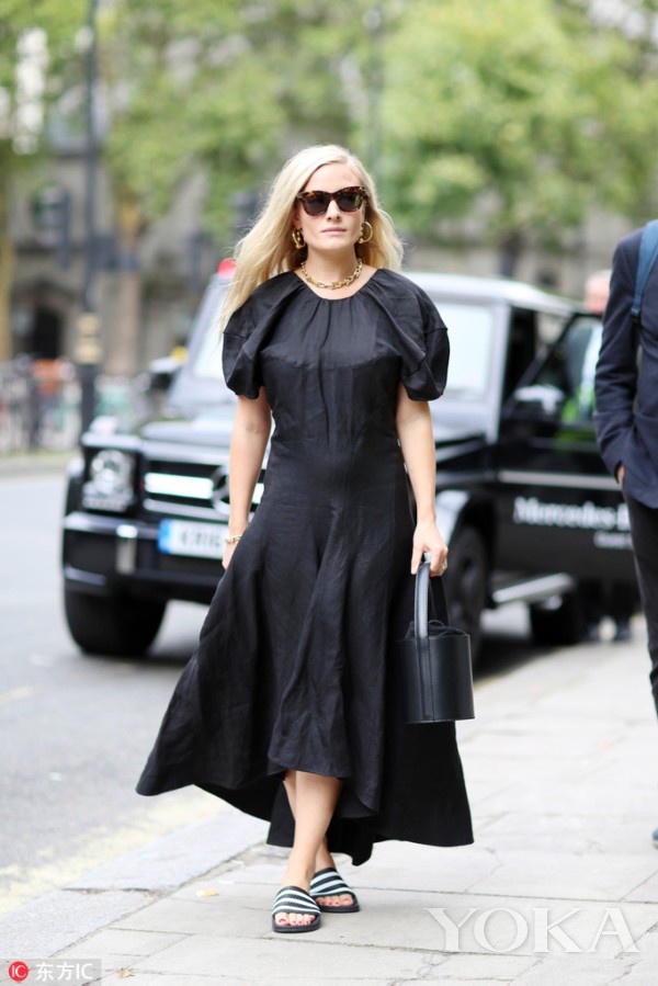 夏日随心穿搭有这一双鞋就够了,夏天穿这双鞋怎么搭都时髦