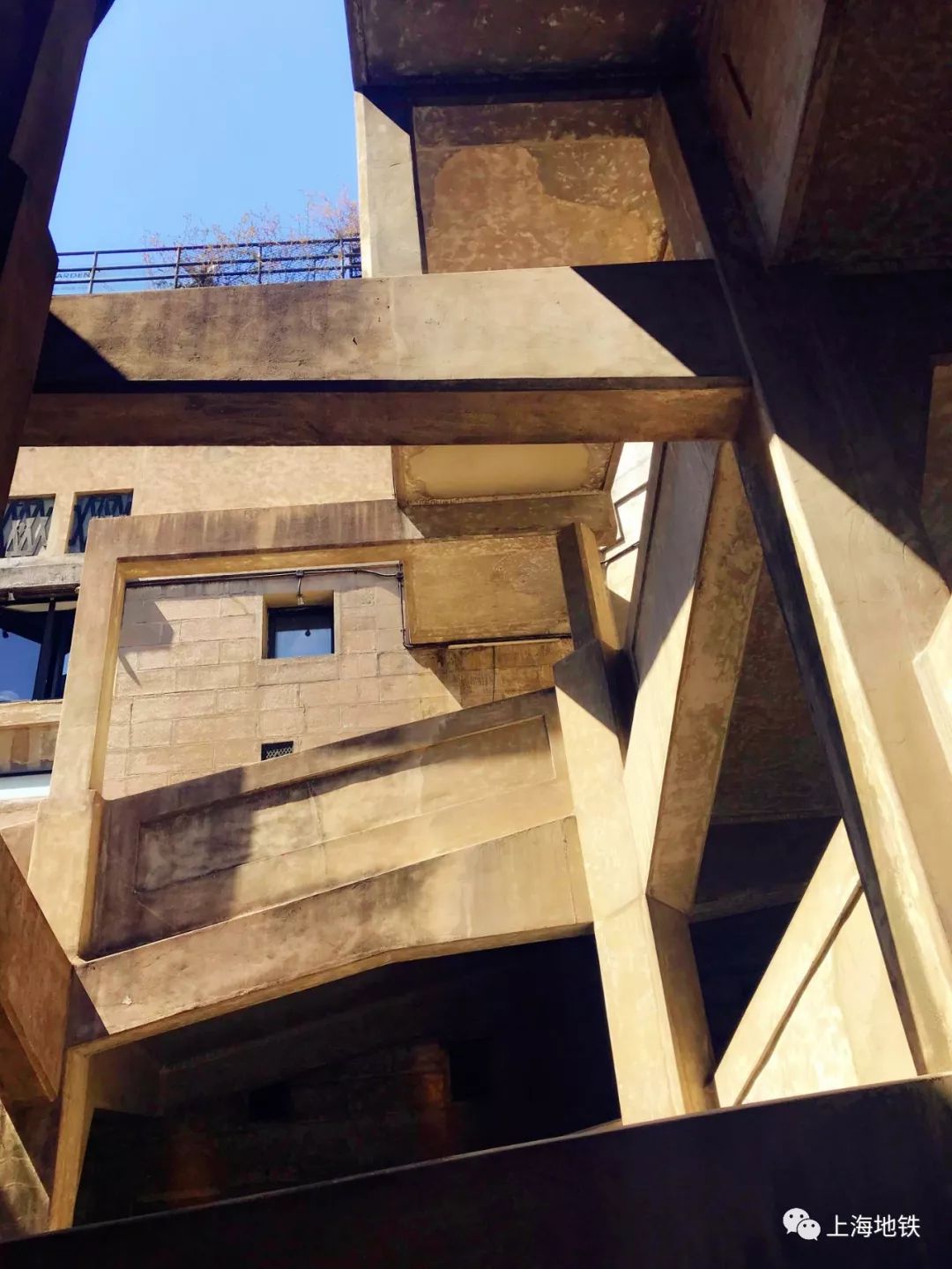 网红地打卡旋风洞不走寻常路,打卡网红地轨