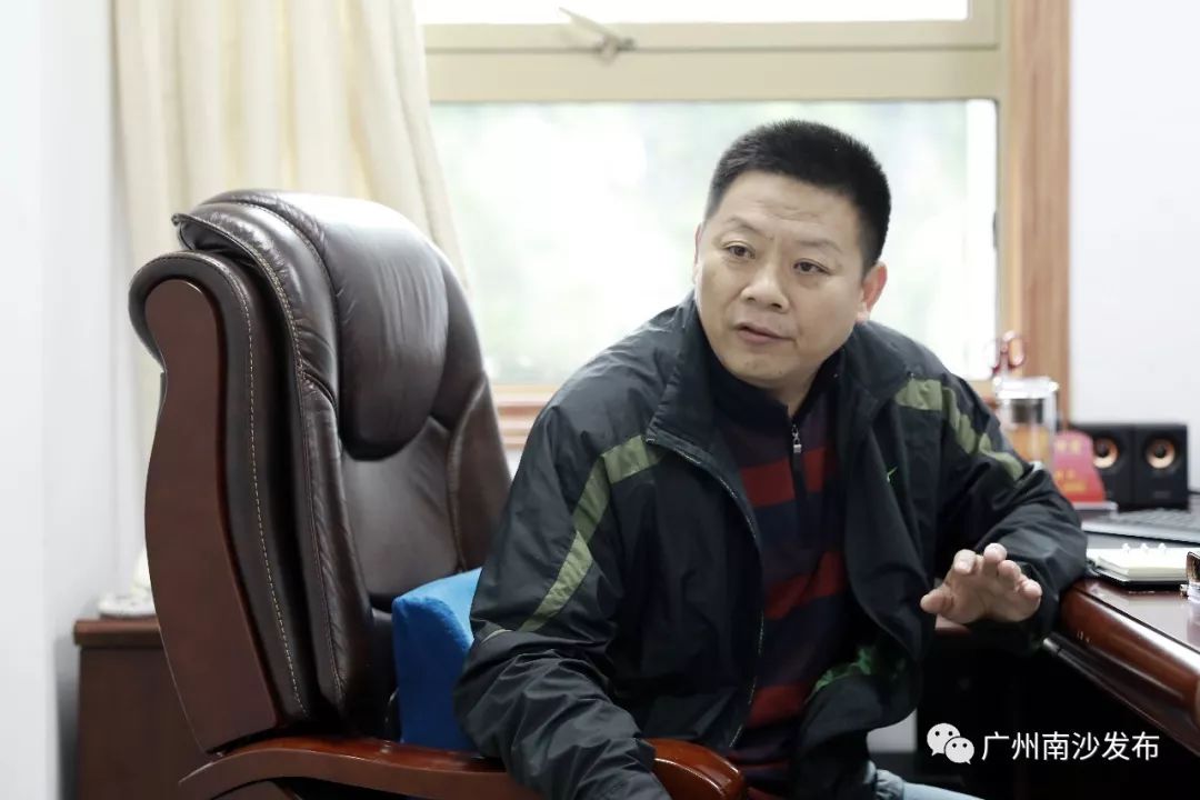 榛斿崡鑴辫传鏀诲潥涔℃潙鎸叴,鑱氱劍榛斿崡鑴辫传鏀诲潥