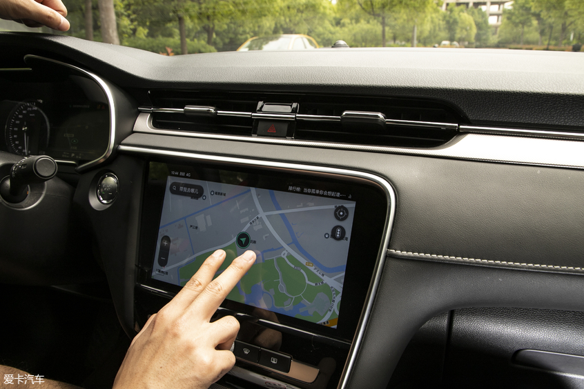 沉浸式体验2023款名爵6,21年名爵6领潮版体验