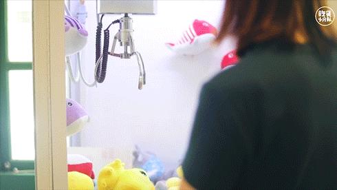 竹架子火锅，有5层高，一筐一筐吃