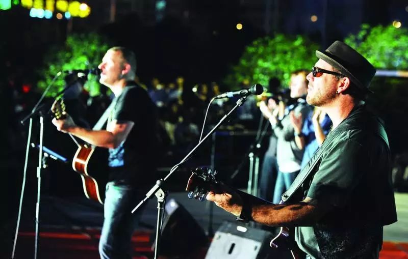 爆炸消息!南沙万达年中庆+父亲节超级狂欢来袭!从天亮浪到天黑