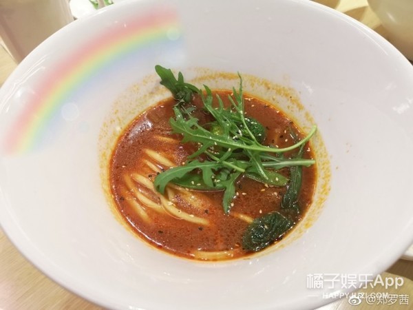 夏家三千金孙晓菁重新回来,还记得夏家三千金吗