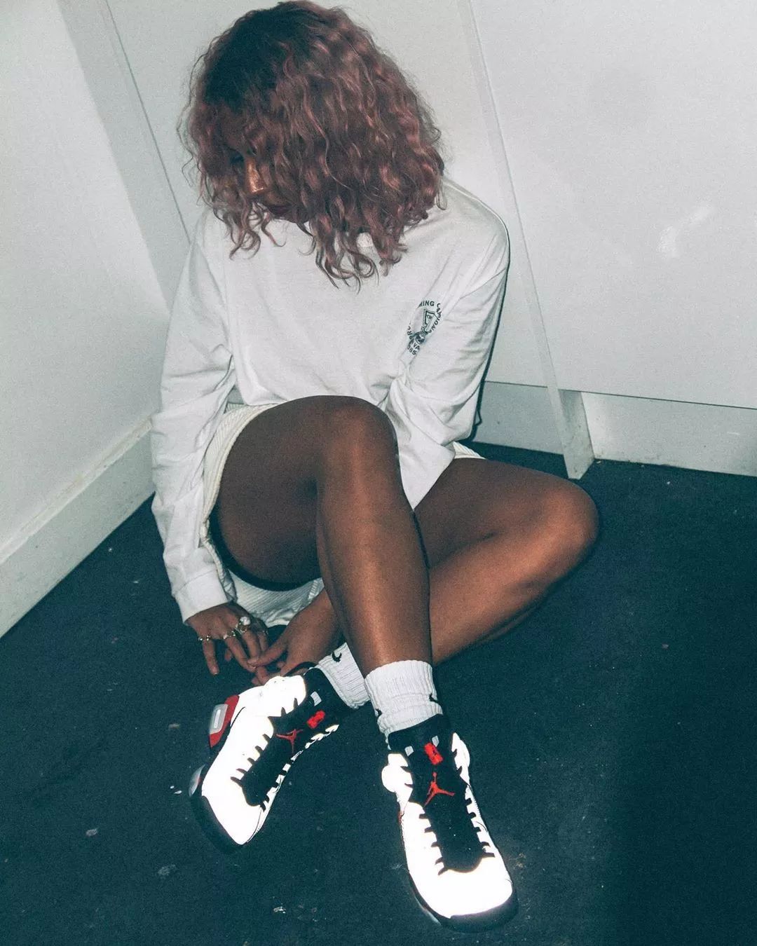 为了鞋带买了一双鞋子,yeezy反光鞋带