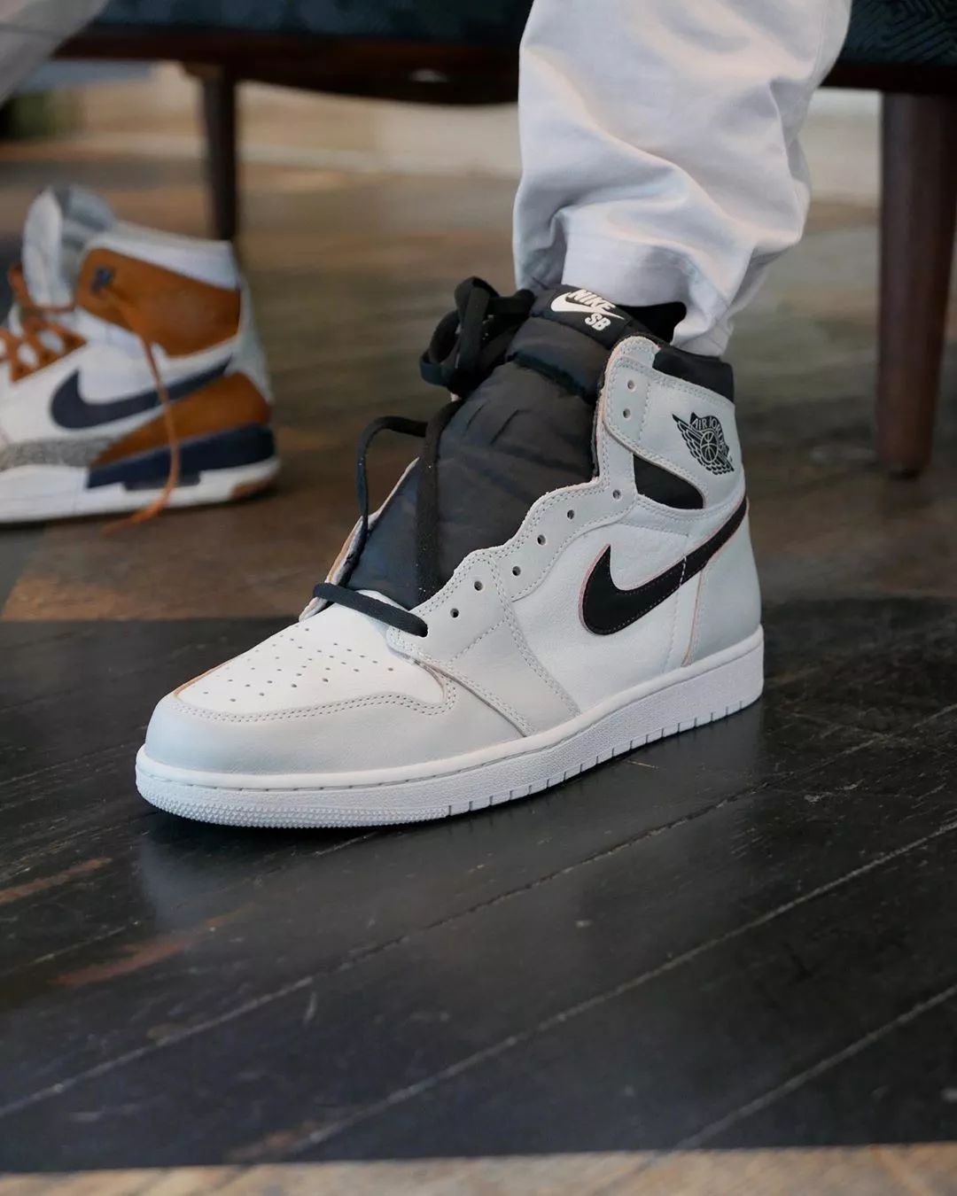 为了鞋带买了一双鞋子,yeezy反光鞋带