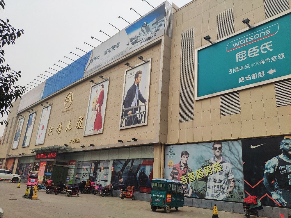 美妆批发市场进货渠道图,山东美容院必看化妆品发展趋势