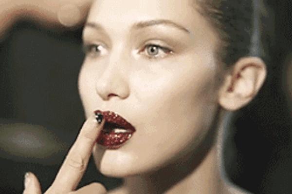 全网黑转粉，看曾经土肥圆如何逆袭碾压一种超模