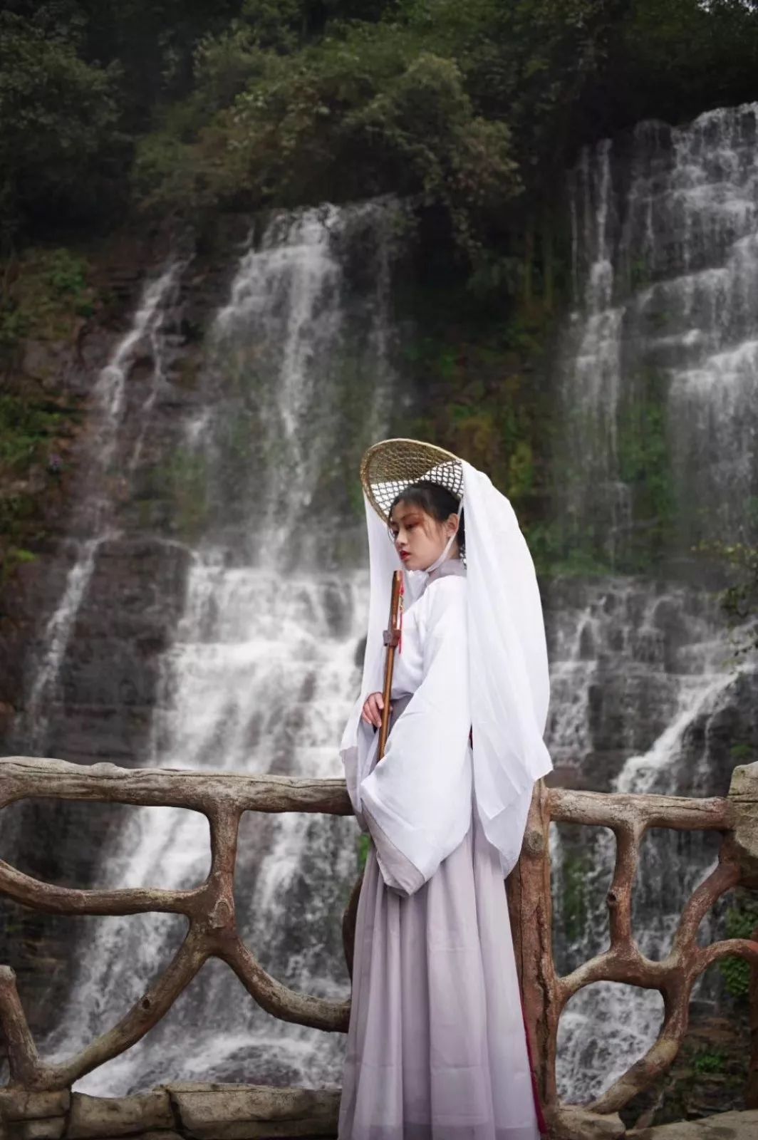 攻略|免费玩！水球大战、玻璃滑道、溜索、汉服穿越……桂林红溪森林瀑布满足你N个夏日期待