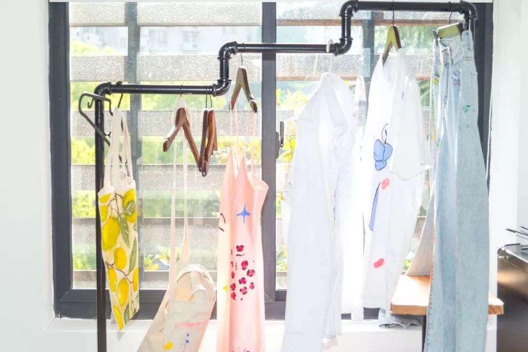 鏄庢槦鍚屾娑傞甫,娑傞甫鏄庢槦鍚屾