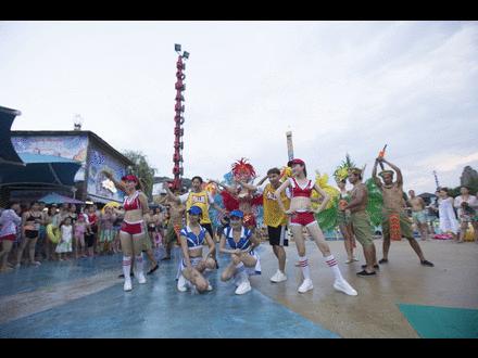 特惠398元起！住五星酒店看《三只小熊》、玩三大乐园，清凉度假任你选