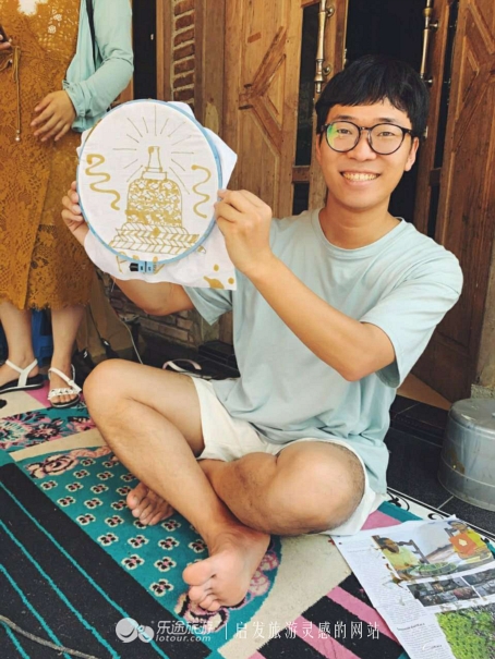 亲身体验刺绣,蜡染体验中国非遗