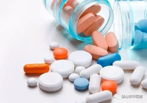 吵架生气就会胃痛怎么回事,吃完饭吵架胃疼