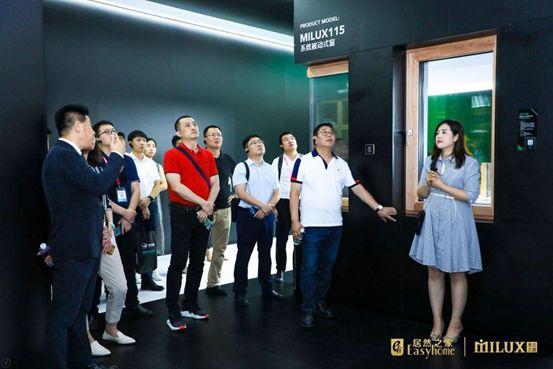 米兰之窗和居然之家哪个好,米兰之窗门店照片