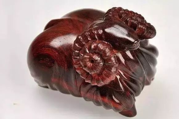 大块翡翠雕件寓意大全图,翡翠葫芦雕件寓意是什么意思