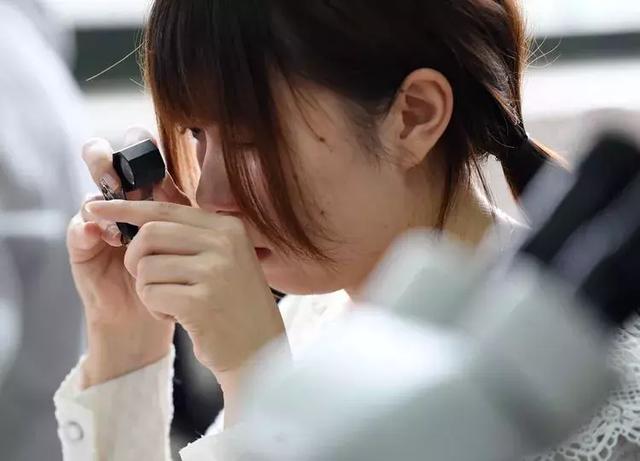 填志愿最新10种专业,高考填志愿所谓的好专业是什么