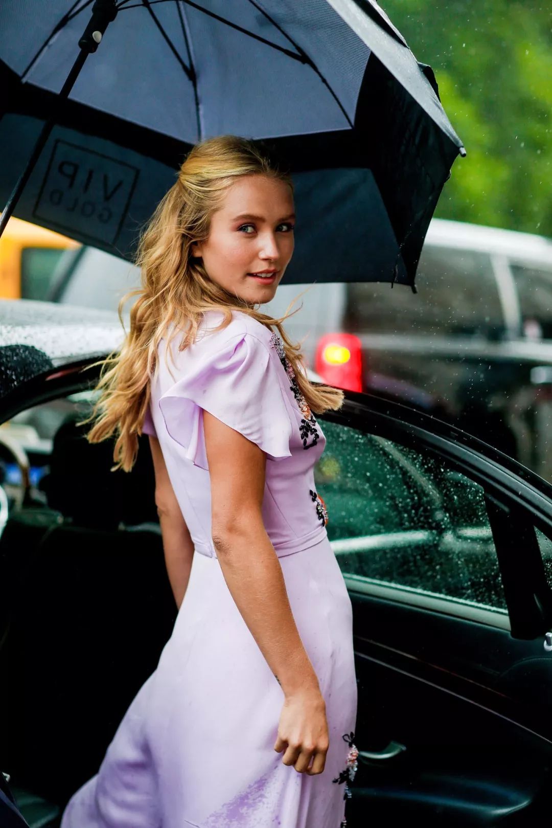 梅雨天的南方姑娘,梅雨天南方人的生活