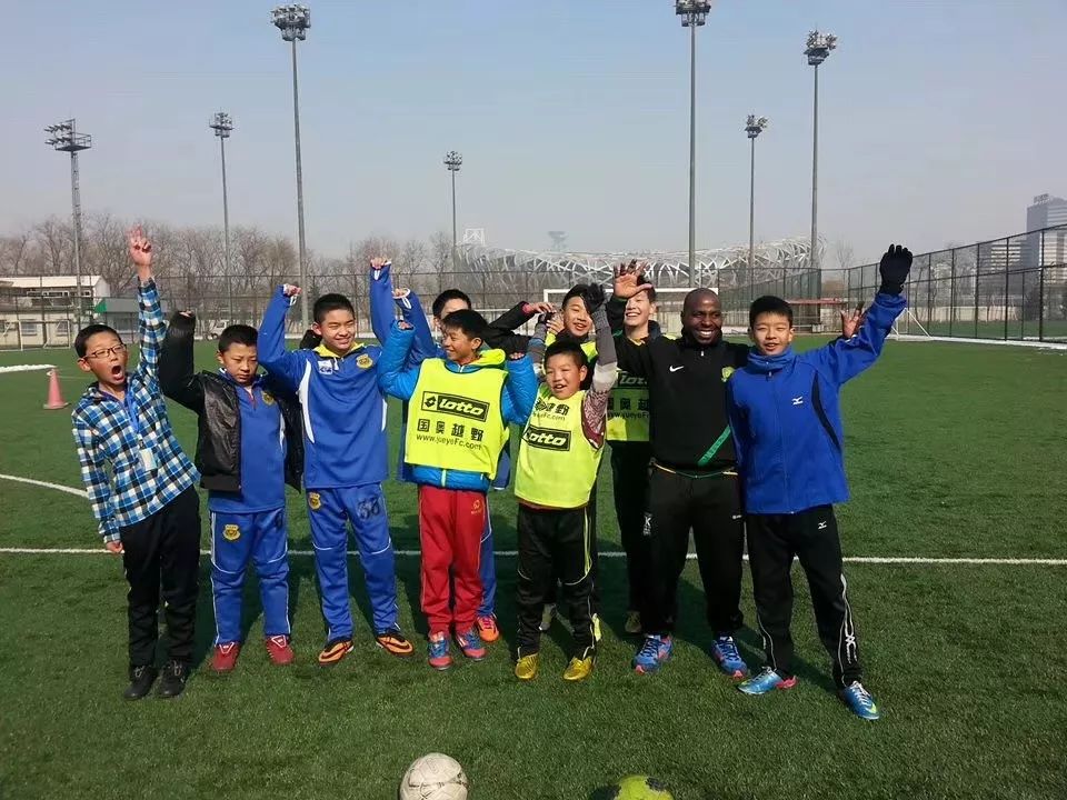 上海长宁区儿童夏令营报名,长宁区学生夏令营报名