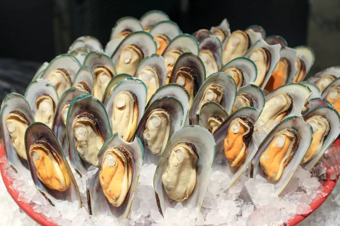 ¥498起/2位|西湖畔传奇酒店！6种口味小龙虾+美国生蚝+澳牛不限量！千岛湖啤酒尽情畅饮