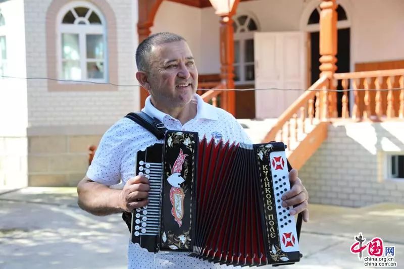 塔城印象红瓶酒,塔城映像