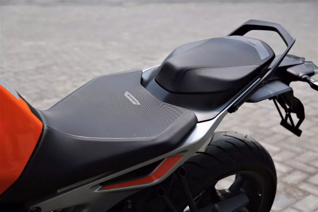 ktm790duke哪一年的车好一点,ktm790duke用车感受