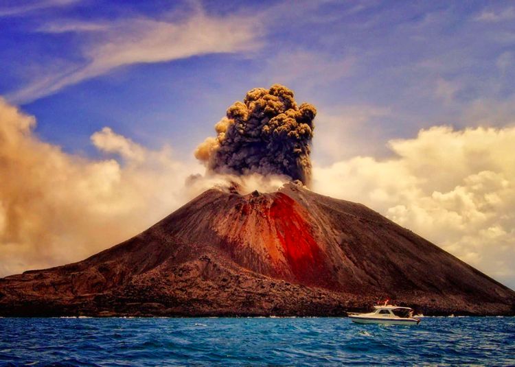 挖到一座免签直飞的超冷门海岛！火山浮潜摸小鹿，好玩秒杀巴厘岛