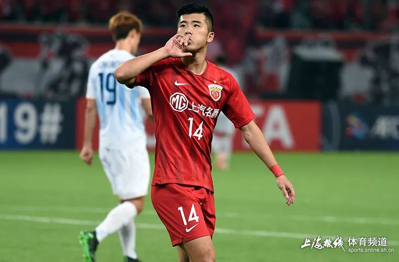 上海上港前锋李圣龙,上海上港足球队员李圣龙哪里人