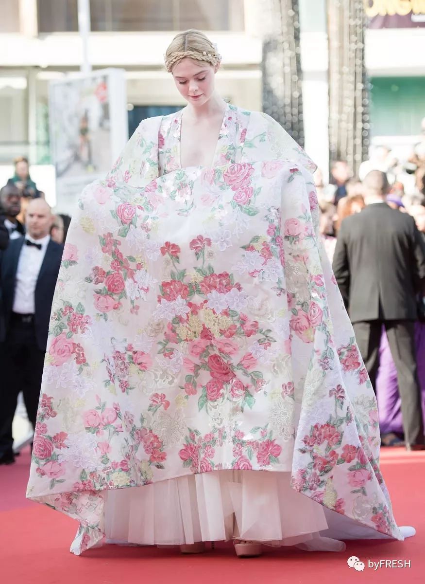 不想上班不想工作只想呆在家里,不想上班不想上学只想混吃等死