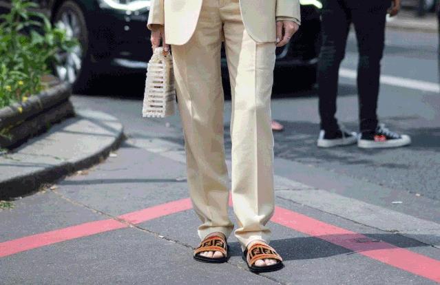 平底拖鞋｜想穿得高级，就选这10双