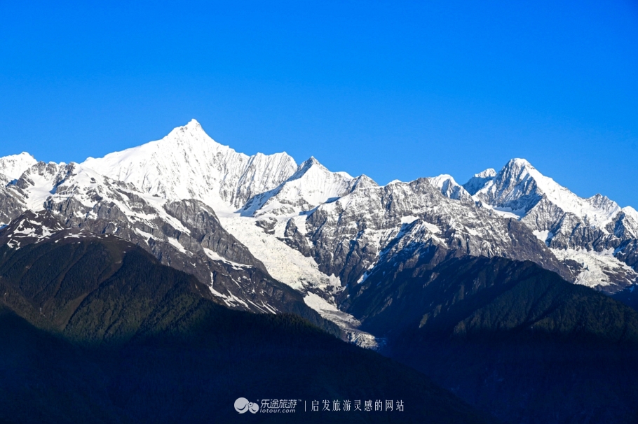 卡瓦格博神山图片大全,卡瓦格博峰的风景