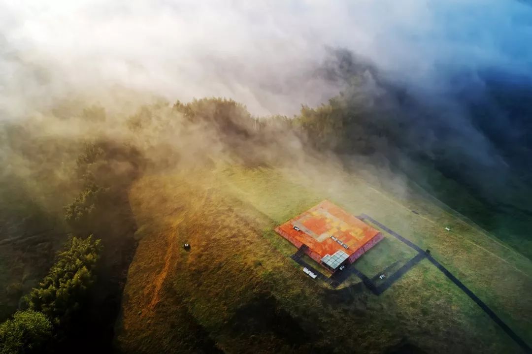 我们常说中华文明有上下五千年,中华文明五千年一路走来