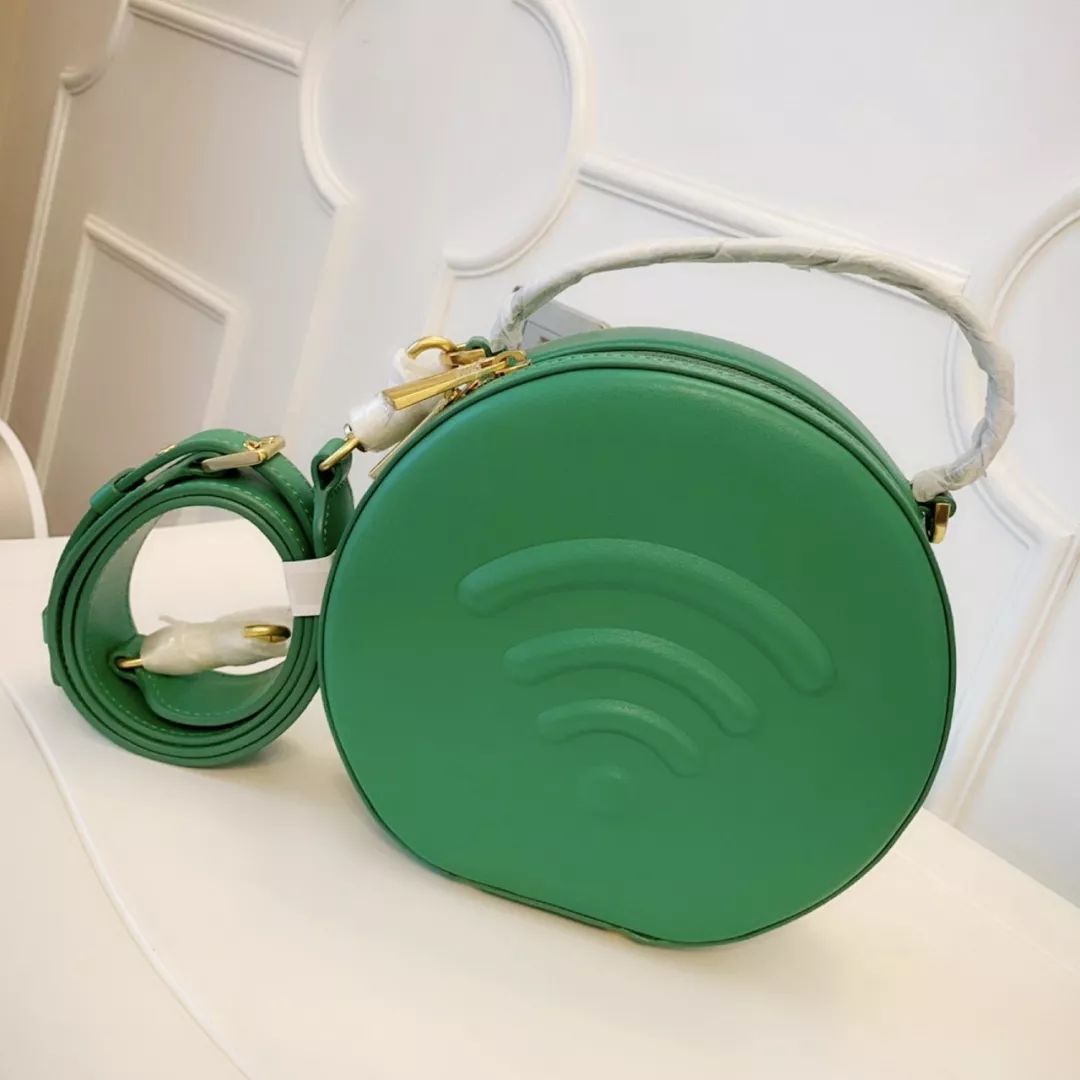 1500左右的奢侈品lv,lv和dior哪个值得购买