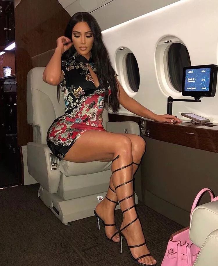 世界第一翘臀遭日本“封杀”,创立“和服内衣”:这是文化*辱侮**