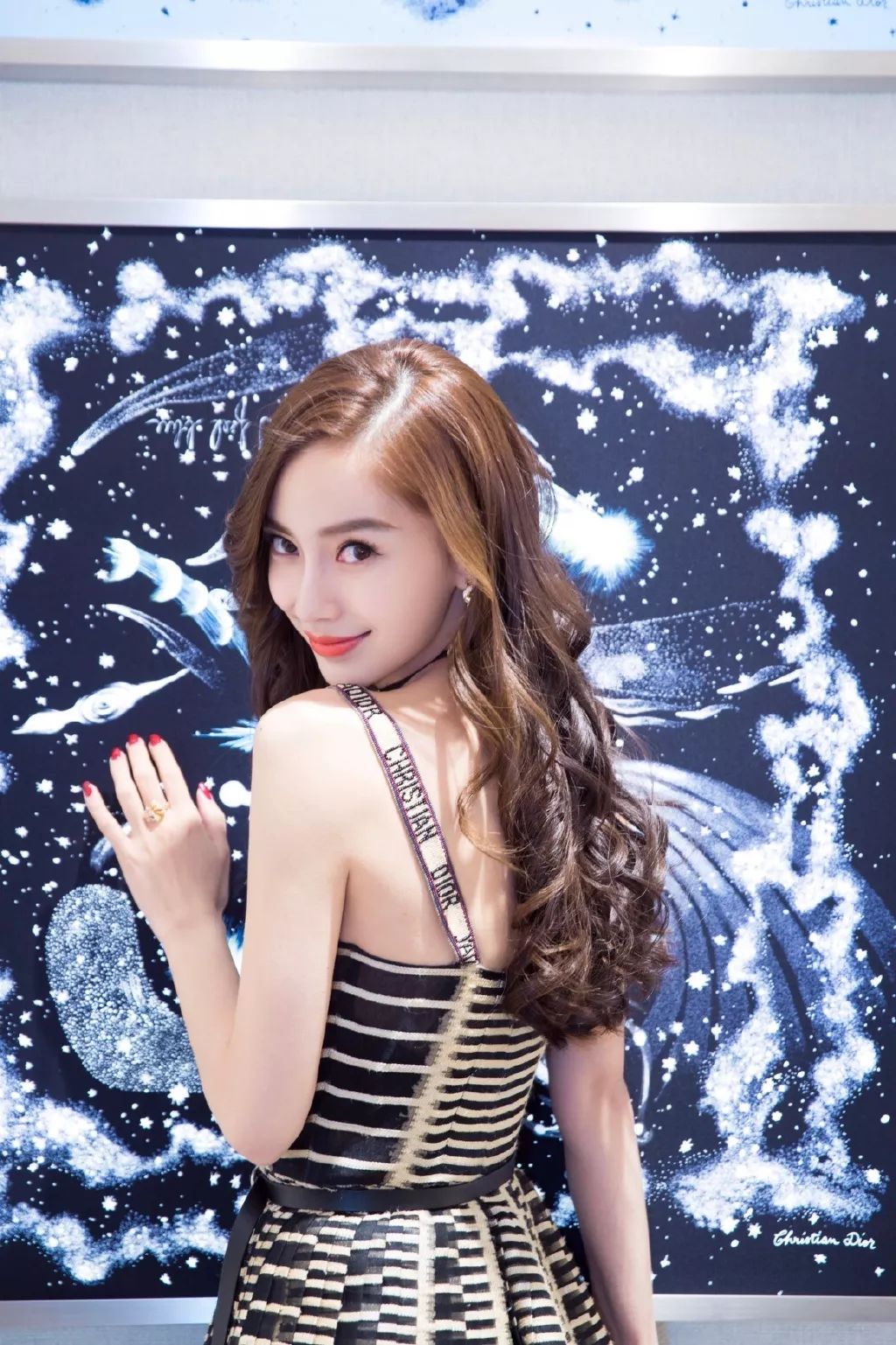 流量明星人手一个大牌代言究竟谁的最有含金量？