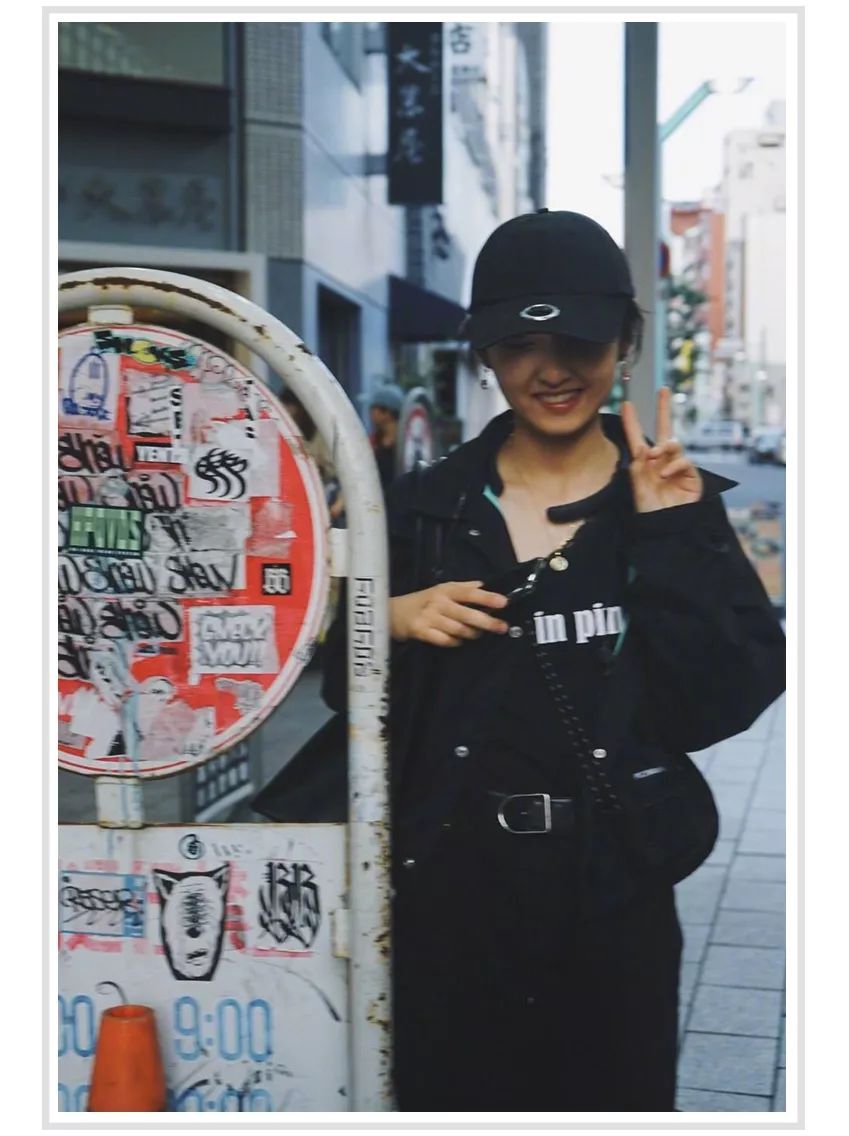 欧阳娜娜张子枫生日礼物,欧阳娜娜张子枫杂志购买