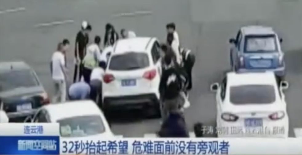 女子遭男子骚扰被反杀 (女子被骚扰反杀判15 年)