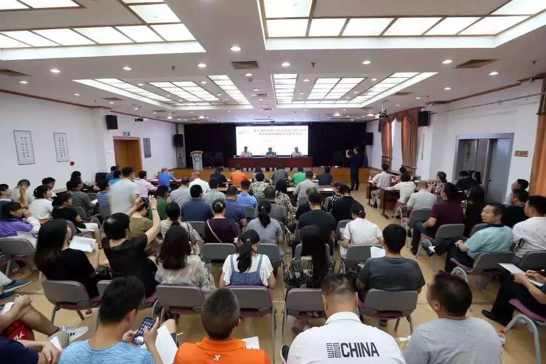 刘坤杰，你是三角湖畔最温暖的风！@江大一周朋友圈