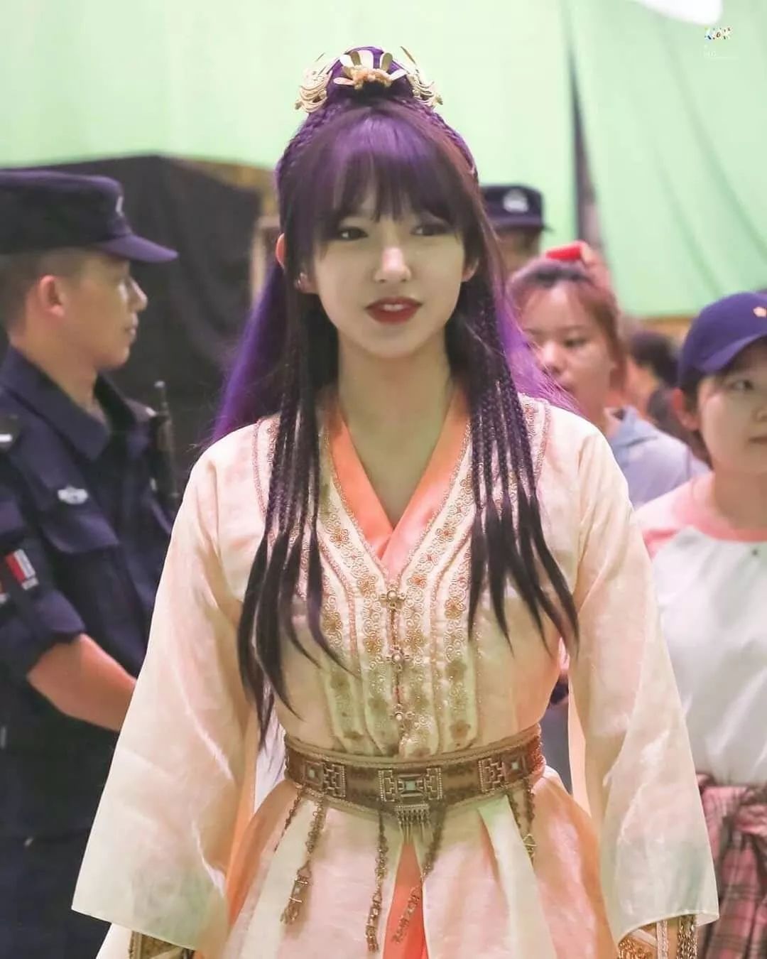 程潇头发颜色好看,程潇头发颜色粉