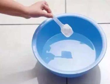 盐水去除甲醛的有效方法,除甲醛放浓盐水是通风还是密封好