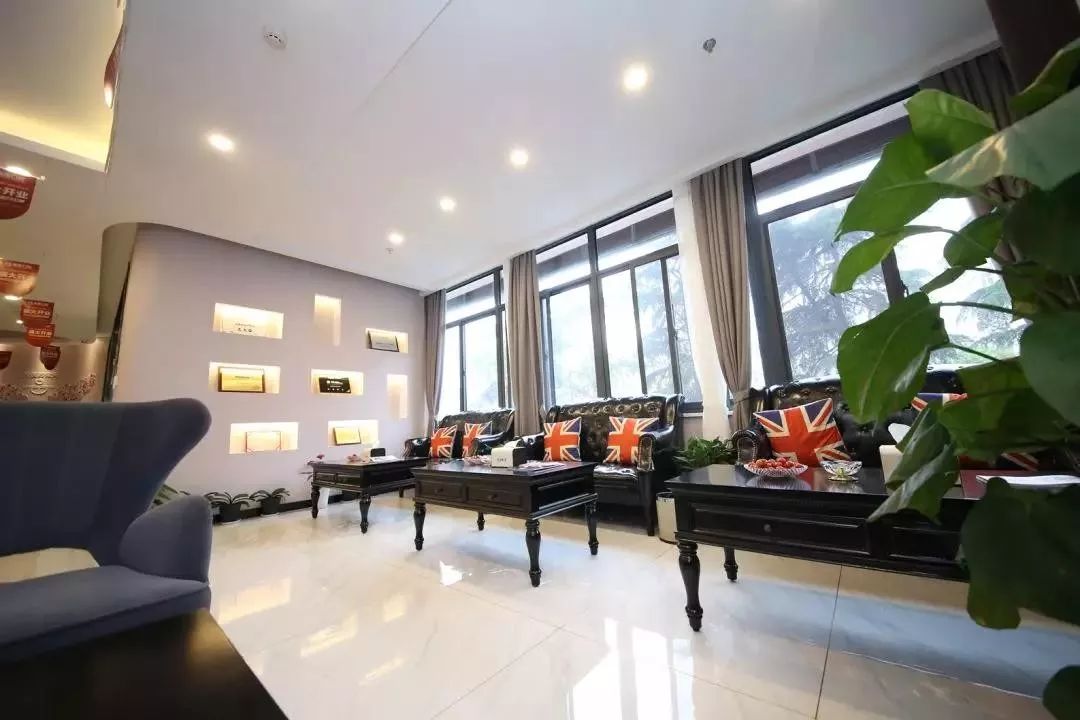 韩商言吐血了,韩商言的高光时刻