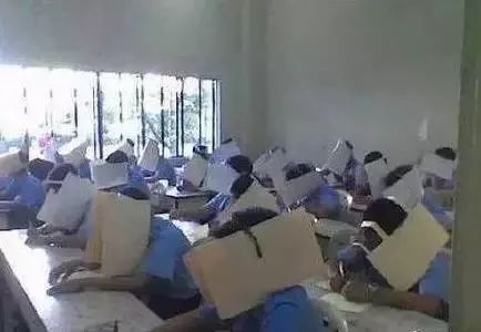 有一个逗逼同事是什么体验,有一个奇葩老师是怎样的体验